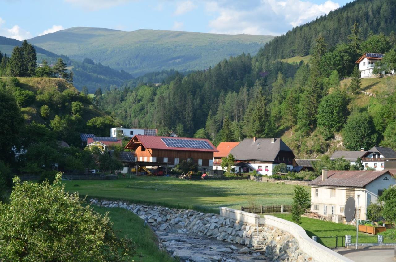 Gasthof Oberer Braeuer Oberwoelz Stadt Exterior foto